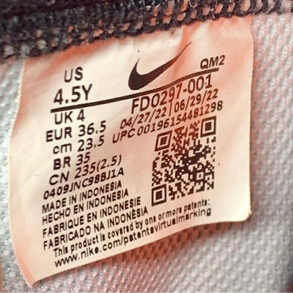 Nike~Youth~Blazer Mid 77 GS White/Blue/Orange Shoes~Size 4.5Y - Picture 8 of 8